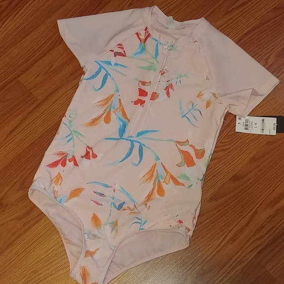 Ideology Other - Ideology swimsuit/rashguard- L - NWT 🌴
